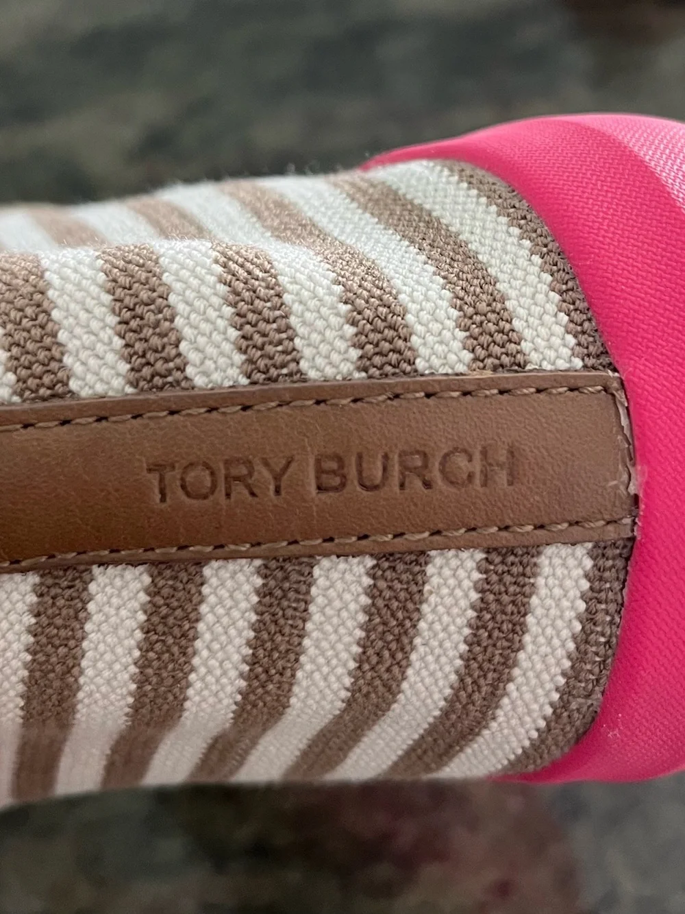 Tory Burch Micah tan & white stripe shoes   Size 9